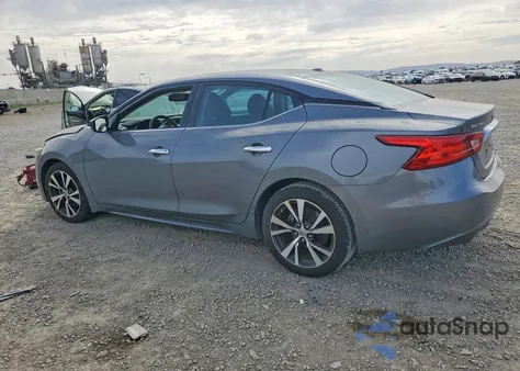 2017 Nissan Maxima 3.5S z USA, uszkodzony, nr VIN 1N4AA6AP1HC440941